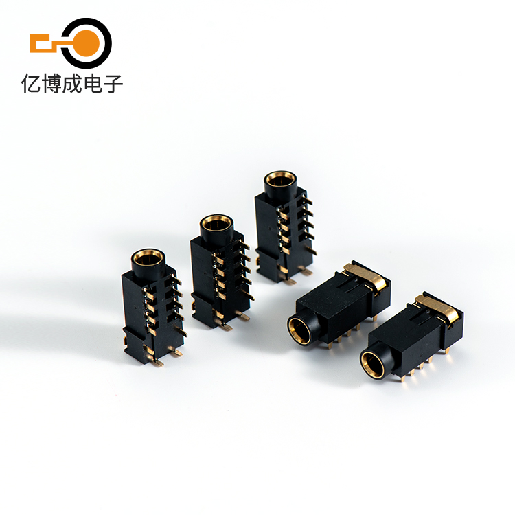 耳機平衡母座